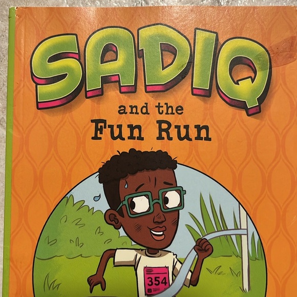 Sadiq and the Fun Run. By Siman Nuurali. Paperback book. - Picture 2 of 14